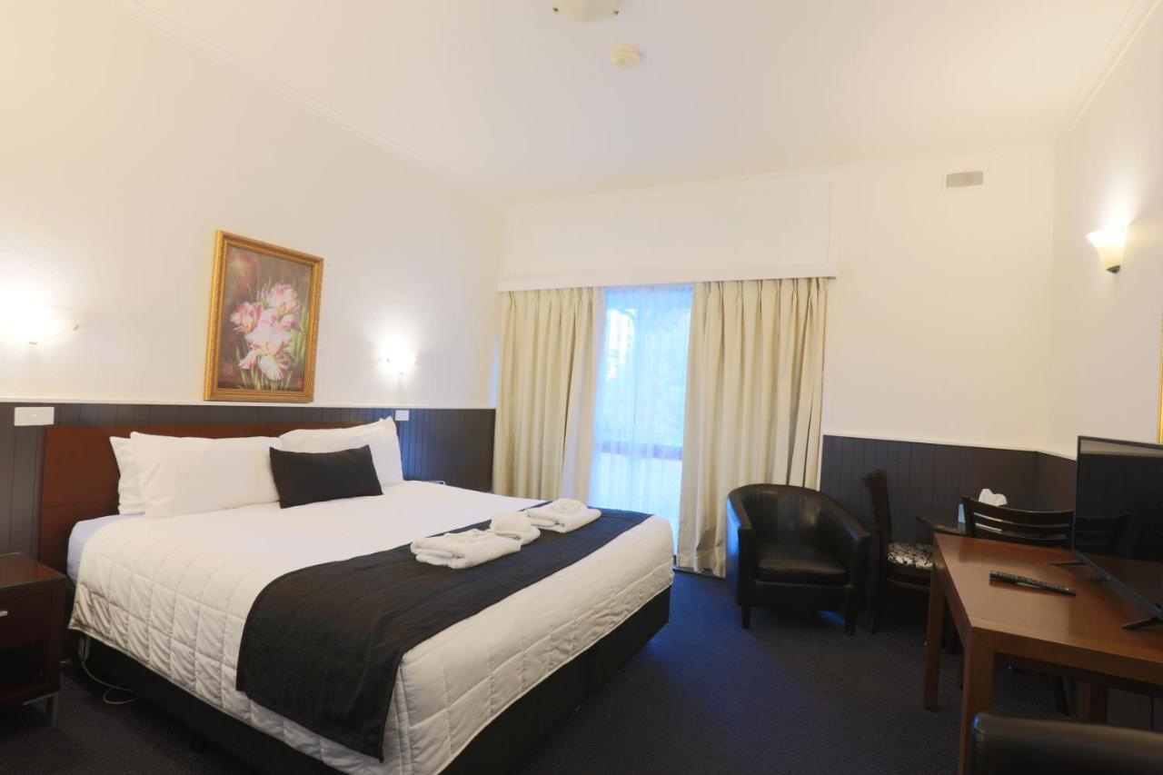 The Esplanade Motel Lakes Entrance Zewnętrze zdjęcie