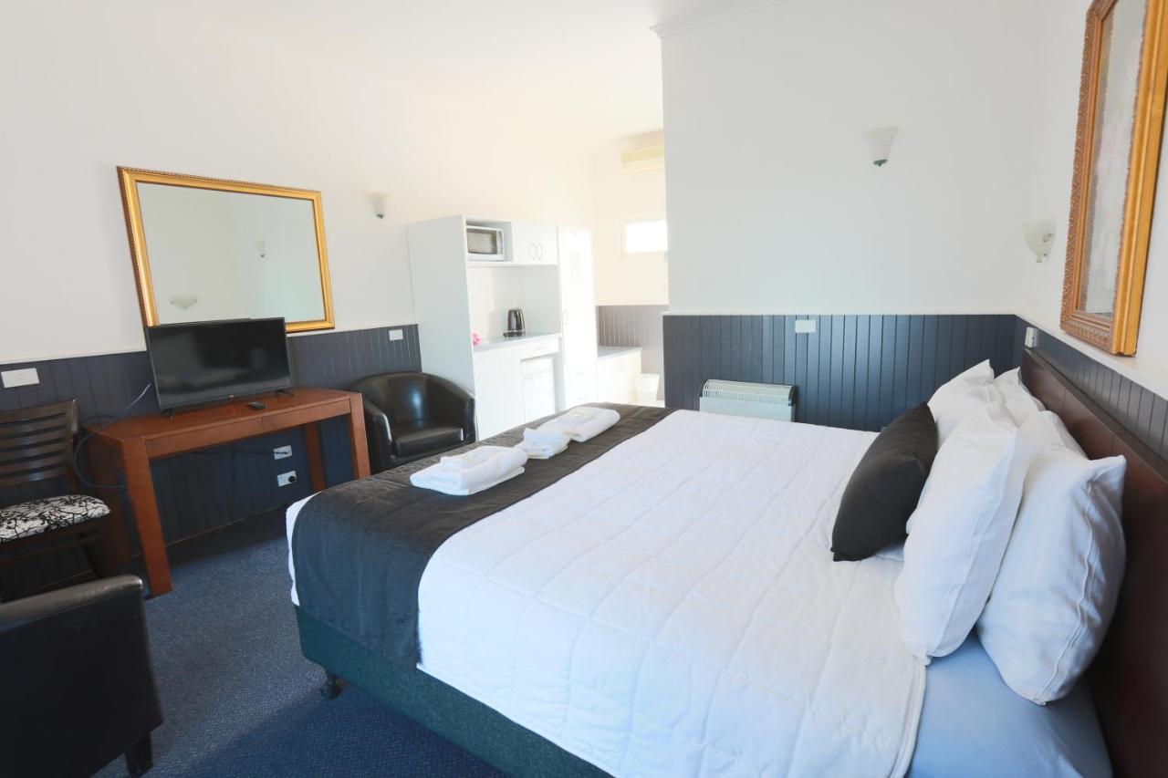 The Esplanade Motel Lakes Entrance Zewnętrze zdjęcie
