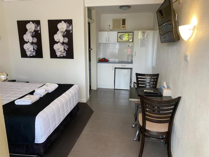 The Esplanade Motel Lakes Entrance Zewnętrze zdjęcie