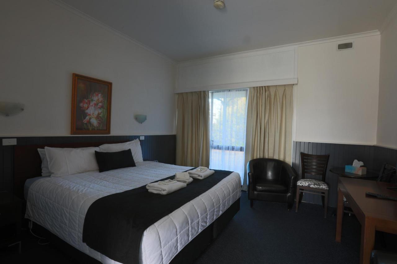 The Esplanade Motel Lakes Entrance Zewnętrze zdjęcie