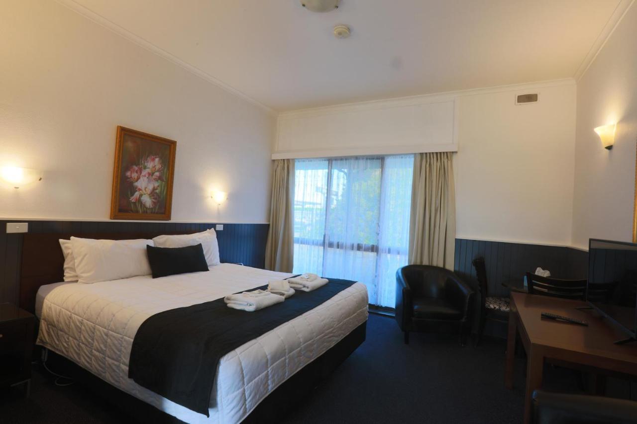 The Esplanade Motel Lakes Entrance Zewnętrze zdjęcie